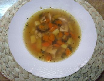 Houbová polévka 1