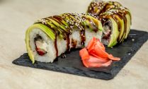 Jaké jsou rozdíly mezi českým japonským sushi?