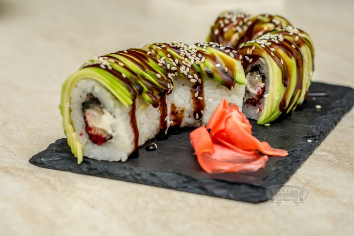 Jaké jsou rozdíly mezi českým japonským sushi?